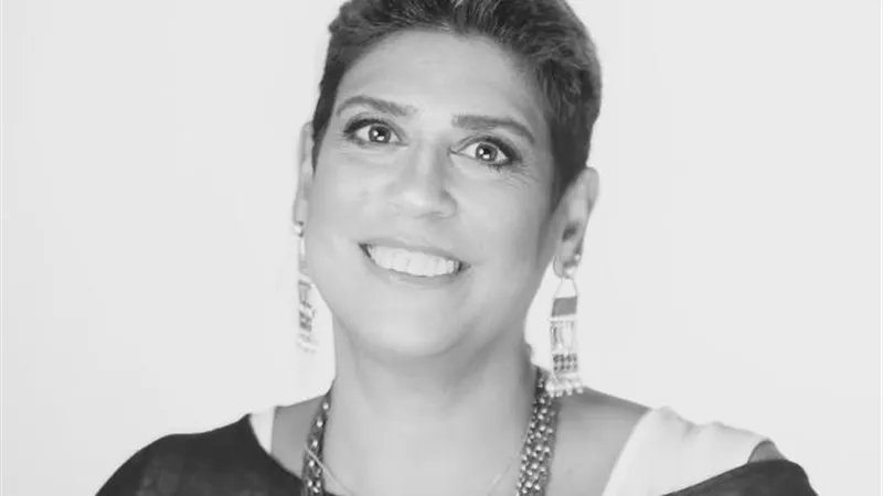 رفرفات ملونة