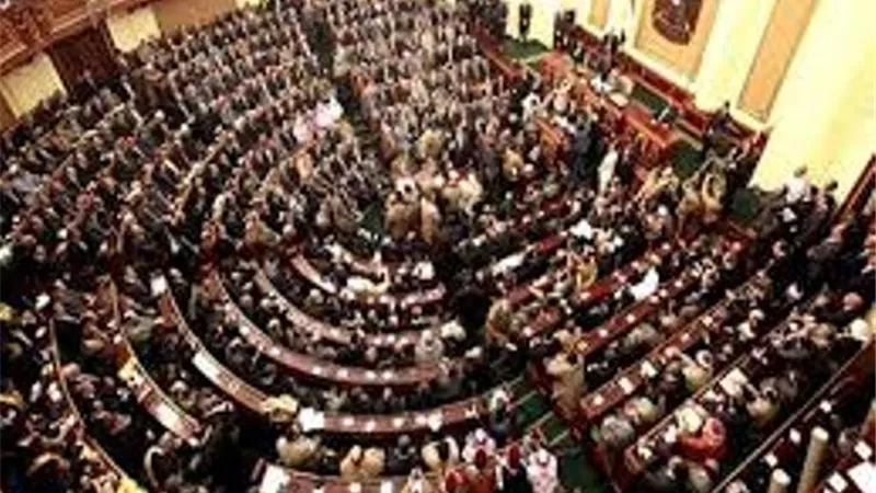 هالة ابو السعد: لن أترك المسئولين عن سقوط سقف مستشفي فوة للتأمين الصحي دون محاسبة
