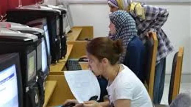 210 الاف مكان بالجامعات لطلاب المرحلة الثانية بالثانوية