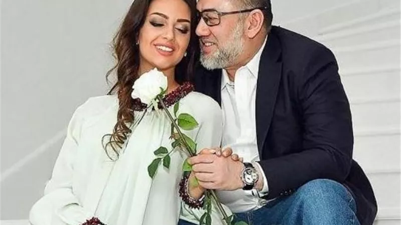 بعد تنازله عن العرش لاجلها ..ملك ماليزيا السابق يطلق ملكة الجمال الروسية رسمياً