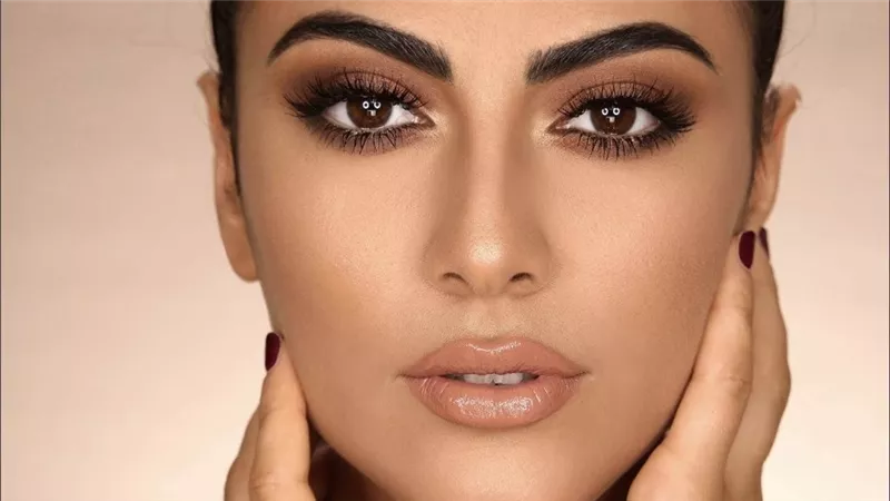 6 نصائح لاختيار المكياج المناسب للبشرة السمراء