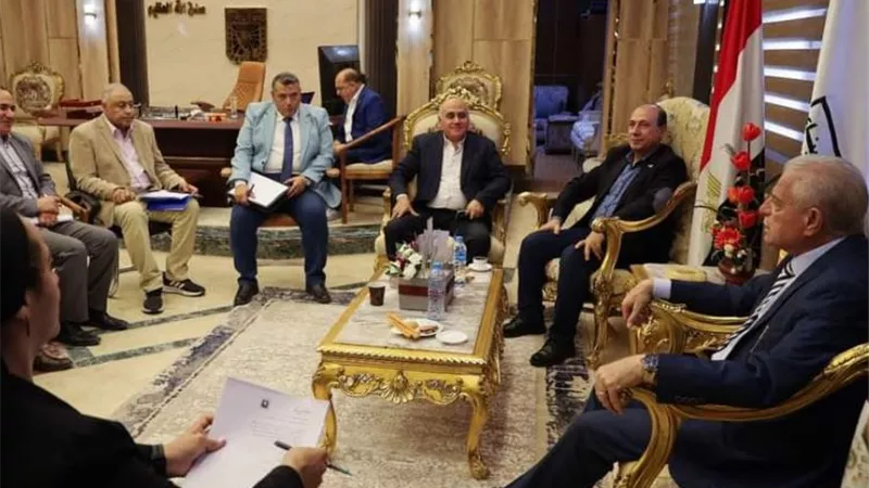 محافظ جنوب سيناء يلتقى برئيس جهاز التعمير
