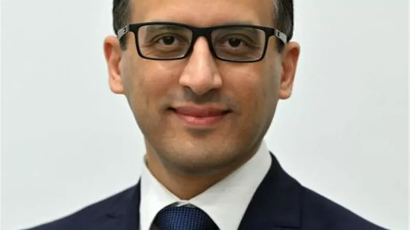 المستشار محمد الحمصانى متحدثا باسم مجلس الوزراء