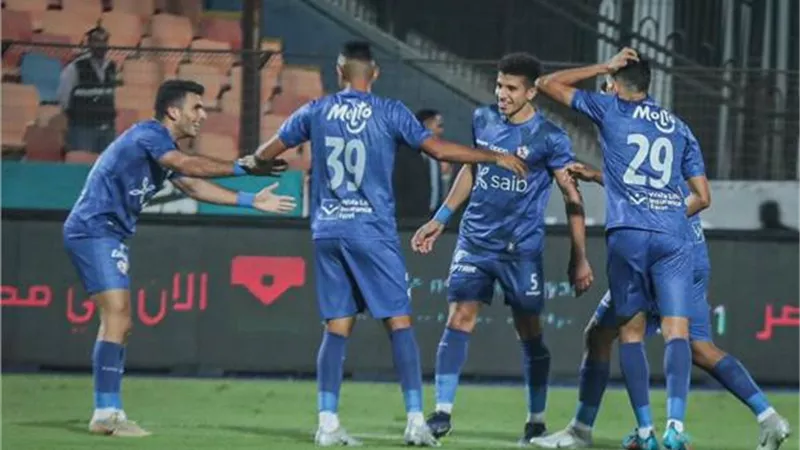 الزمالك يرتدي الزي الأزرق في مواجهة المصري اليوم بالدوري