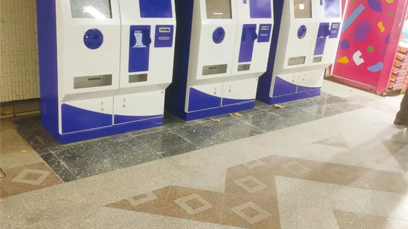 مترو الأنفاق: تركيب و تفعيل ماكينات الصراف الآلي(TVM)