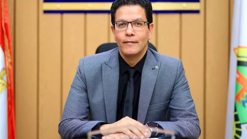قرارات وزارية بتجديد تعيين مديرين عموم بجامعة بنها