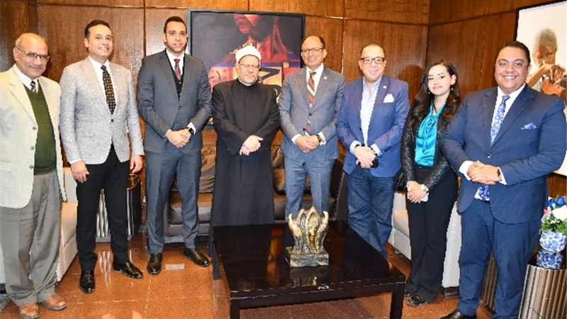 تعرف على أسباب زيارة مفتى الجمهورية لـ