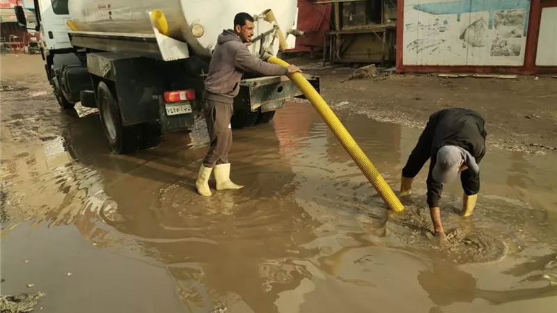 محافظ كفرالشيخ يتابع حملات النظافة وتطهير شبكات صفايات الأمطار