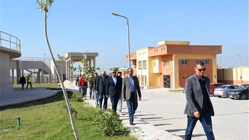 نائب وزير الاسكان يتفقد مشروعات 