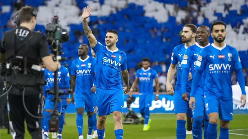 ميتروفيتش يقود الهجوم في تشكيل الهلال ضد الوحدة بالدوري السعودي