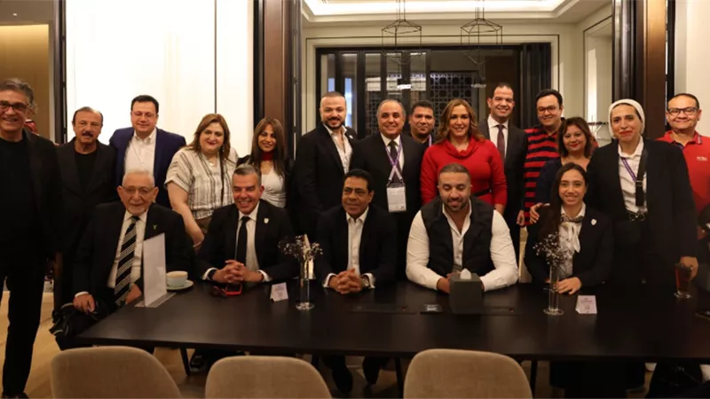 بعثة الاهلى تستعد لمغادرة فندق الإقامة إلى ملعب الجوهرة