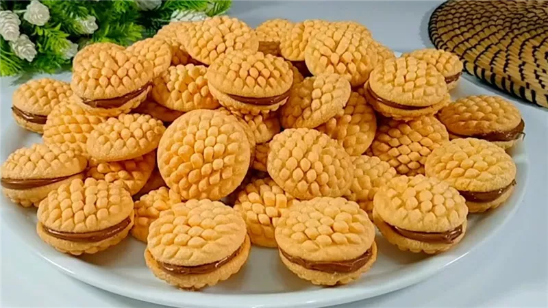 5 توابل تضيف لعجينة البيتى فور طعم وصحة ..تعرف عليها