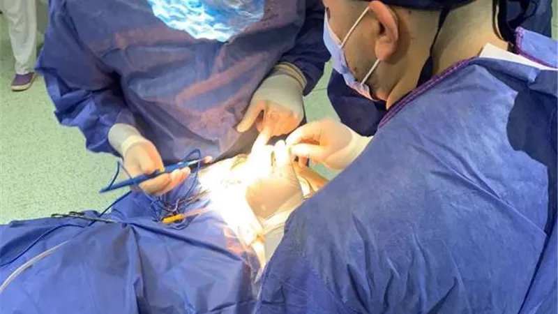 جراحه ناجحة بالفشن لتغييرمفصل