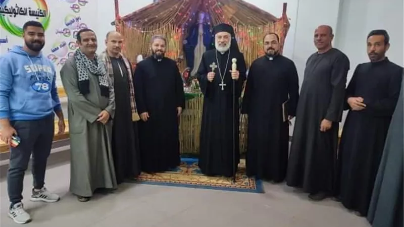 الأنبا باسيليوس يترأس يوم الدعوات بكنيستي بطوة ومنسافيس