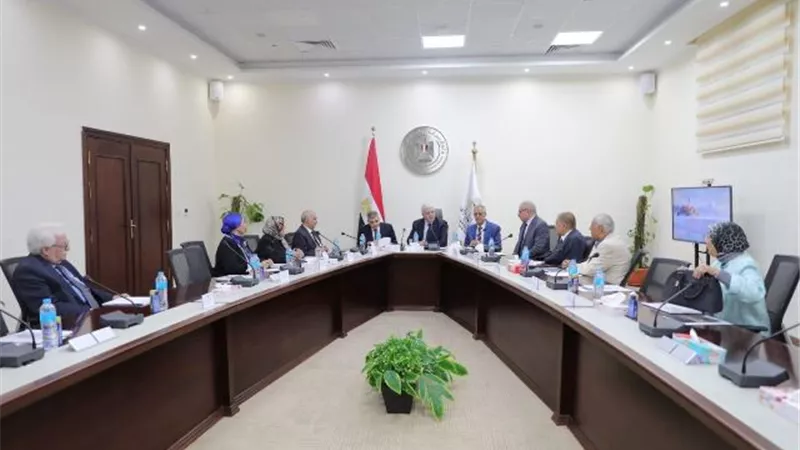 ربيع رئيساً لمجلس الأمناء بجامعة الاسماعيلية الاهلية