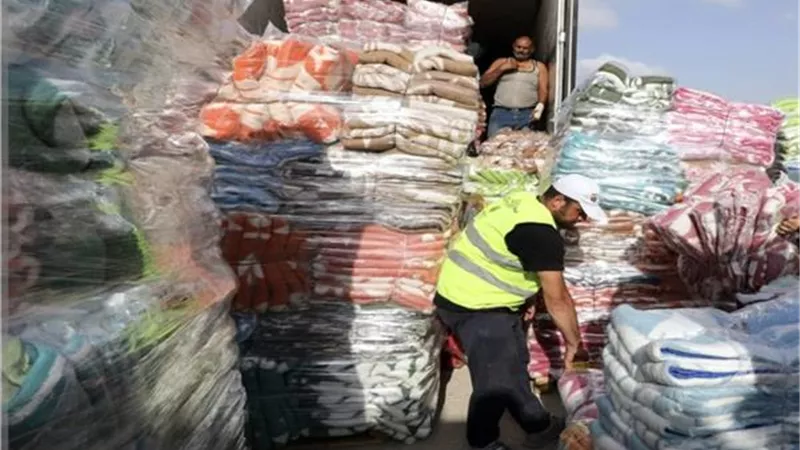 قوافل دعم من المصريين في الخارج