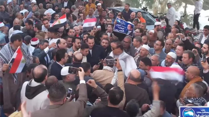 نائب رئيس مستقبل وطن وأمين تنظيم الجمهورية يشارك الشراقوة احتفالاتهم بالعرس الانتخابي