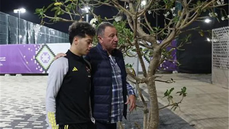 شاهد سيف زاهر يكشف كواليس صورة إمام عاشور مع محمود الخطيب