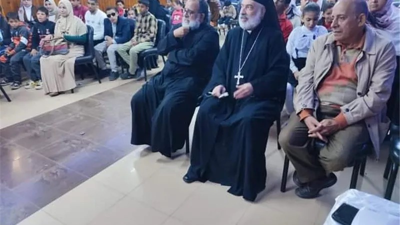 الأنبا باسيليوس يترأس لقاء خدمة مرضي الاورام وذوي الهمم بالمنيا