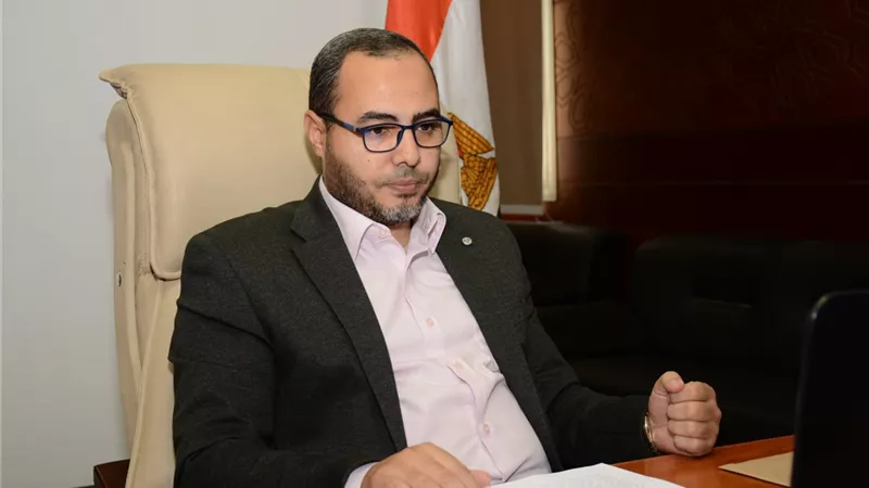 خيري: الفقه والطب علمان أساسيان في فهم أحكام الصوم المعاصرة