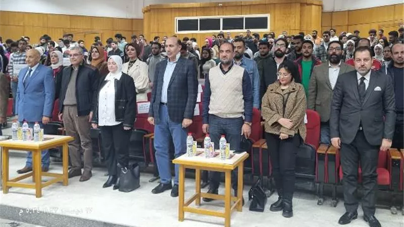 ..وبدأ العرض الأول لمسرحية عرش أرجوس بطب الزقازيق