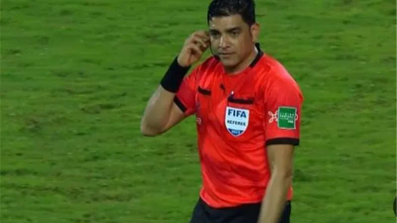 علي رأسهم إبراهيم نورالدين..بيريرا يستبعد 3 حكام من كأس السوبر