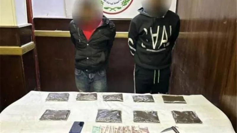 ضبط عاطلَين بـ2 كيلو إستروكس في القاهرة