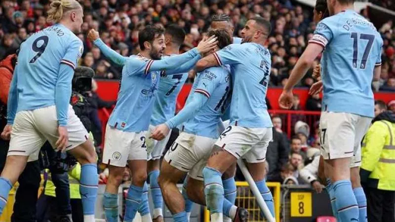 جريليتش يقود هجوم مانشستر سيتي لمواجهة أوراوا