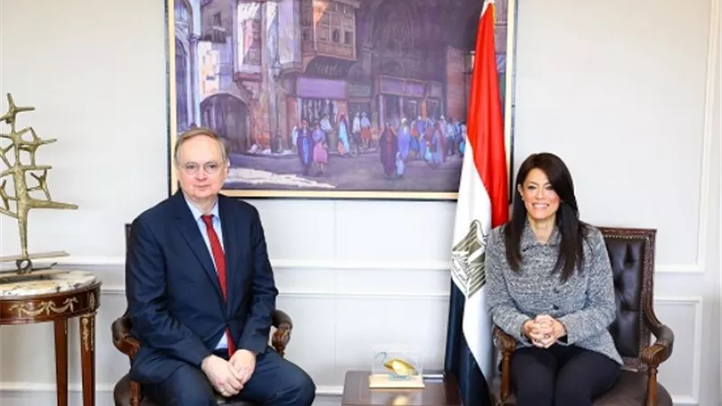 وزيرة التعاون الدولى تلتقى رئيس بعثة الاتحاد الأوروبى بالقاهرة