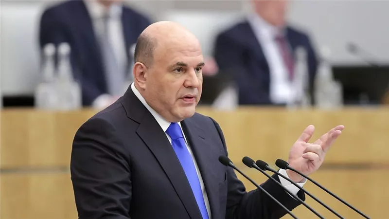 رئيس الوزراء الروسي يشيد بالعلاقات بين بلاده والصين