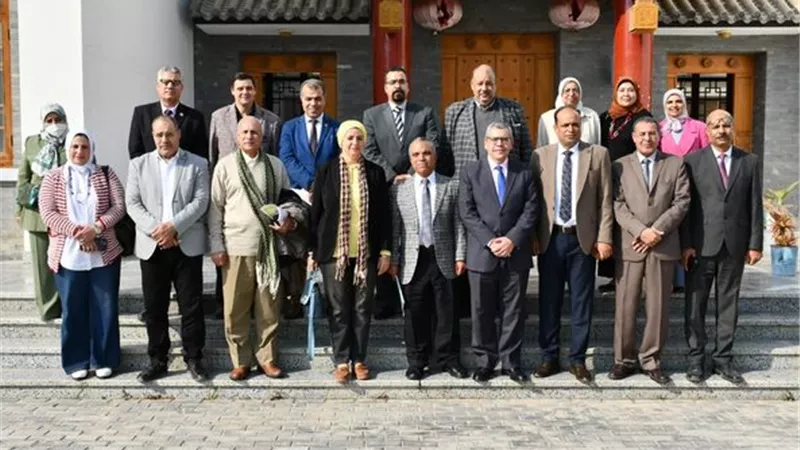 مجلس جامعة القناة يوصي ببنود اعتماد تقارير المهام العلمية