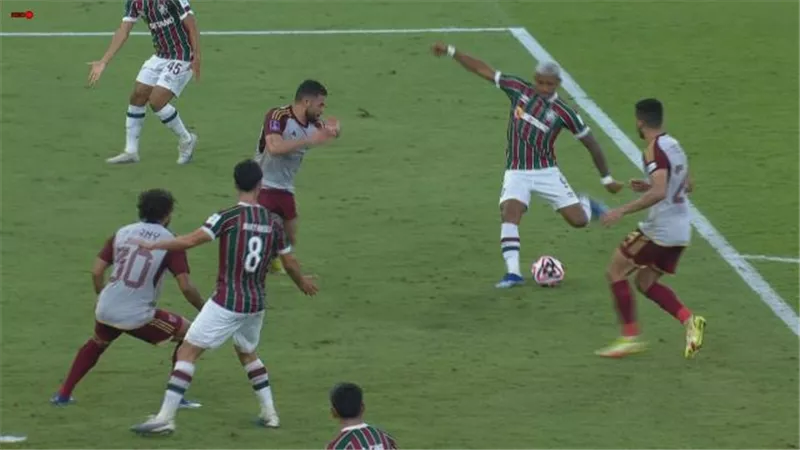 فلومينينسى يفوز على الاهلى ويتأهل لنهائى كأس العالم للاندية فيديو