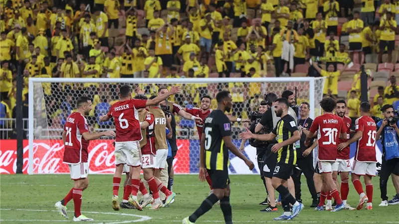 عبد العزيز عبد الشافي : الأهلي نجح في كأس العالم للأندية