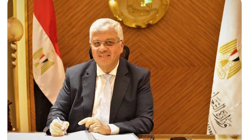 عاشور: يعلن تقدم مراكز بحثية بتصنيف سيماجو لعام 2023