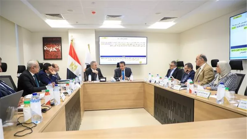 وزير الصحة يوجه ضع خطة بحثية موحدة للنهوض بالمنظومة