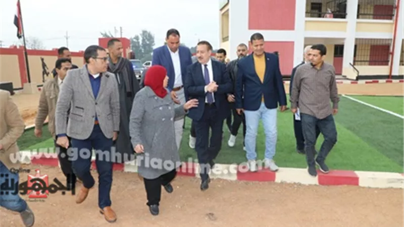 أبو ليمون يتفقد مدرسة برة العجوز و يفتتح تجديدات مركز شباب دمهوج