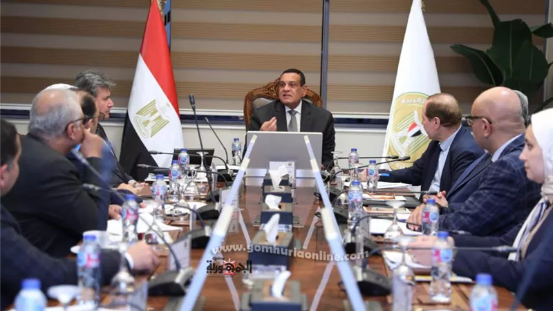 هشام أمنة : متابعة مستمرة لتنفيذ مشروعات منظومة المخلفات الصلبة