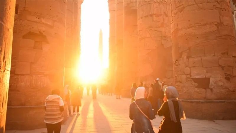 اليوم.. الشمس تتعامد على معبد الكرنك