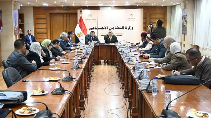 وزيرا الشباب والتضامن يناقشان استعدادات تنظيم إحتفالية 