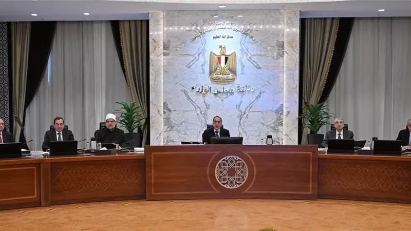 أبرزها حزمة حوافز لتشجيع السياحة.. قرارات مهمة للحكومة اليوم