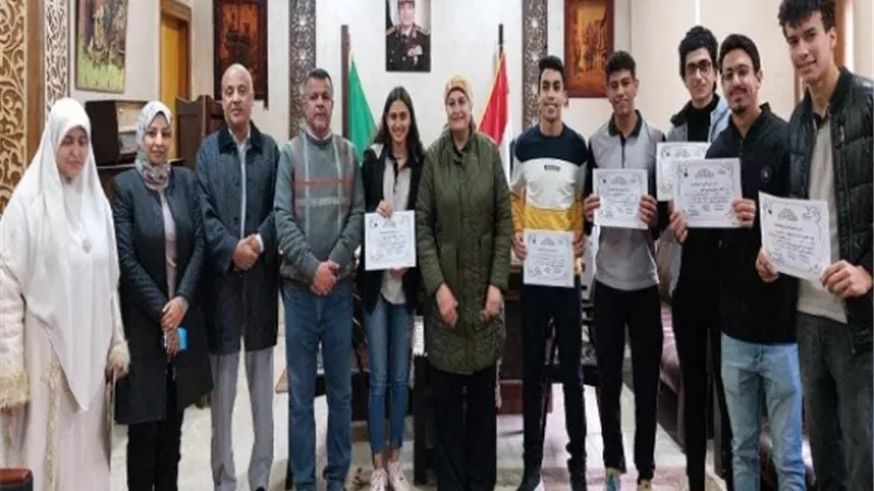 تكريم الفائزين فى مسابقة أوائل الطلبة بالمدارس الرسمية بالقليوبية