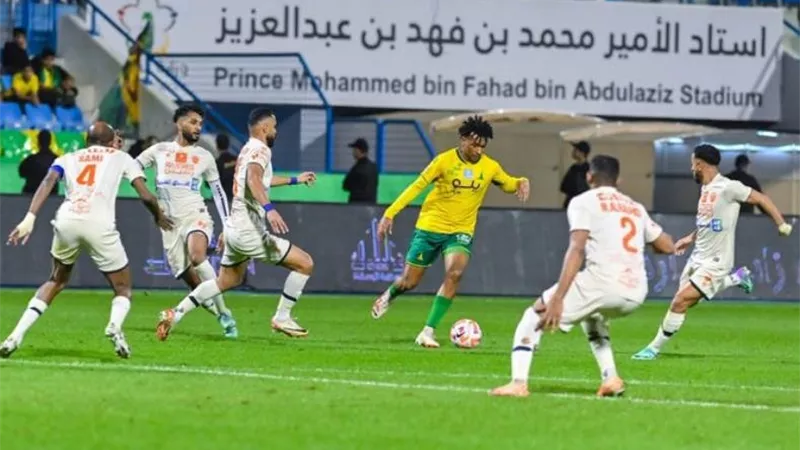 الخليج يتخطي الفيحاء بثلاثية رائعة فى الدوري السعودي - شاهد