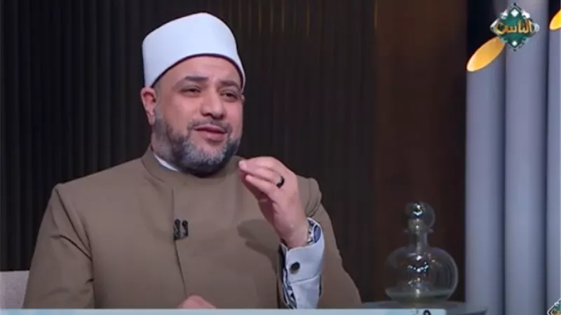 أيمن أبو عمر: هؤلاء أعلى الناس درجات يوم القيامة