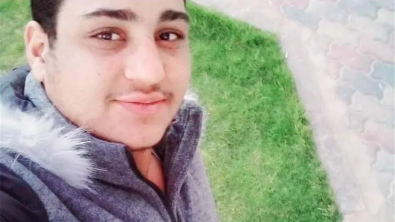 مصرع شخصين في حادث تصادم سيارة مع توك توك ببني مزار