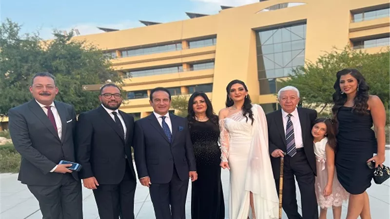 محمد ثروت يحتفل بعقد قران كريمته داليا