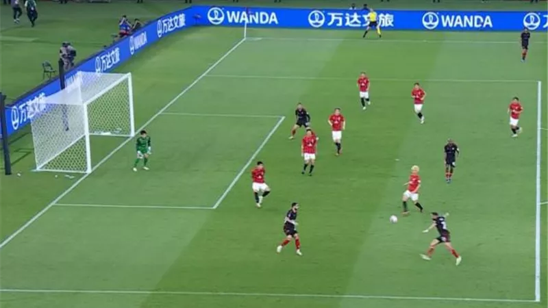 معلول يعود بالاهلى ويسجل الثالث فى مرمى اوراوا