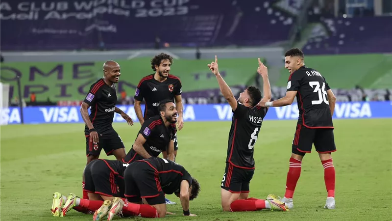 ابرز تعليقات الصحف العالمية على تتويج الأهلي ببرونزية المونديال
