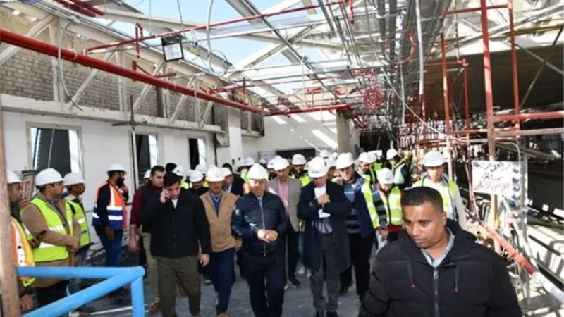 وزير النقل يتابع التقدم في معدلات تنفيذ مشروع مونوريل شرق النيل