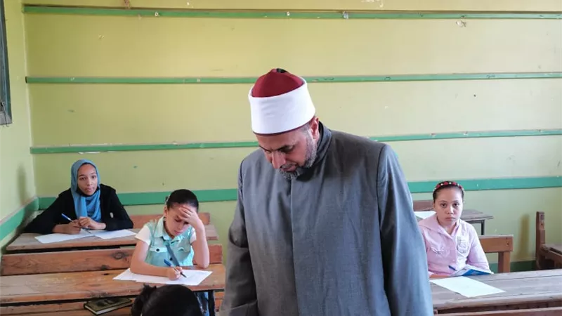 الجنيدى يتابع امتحانات النقل الإبتدائي والاعدادي بالشرقية