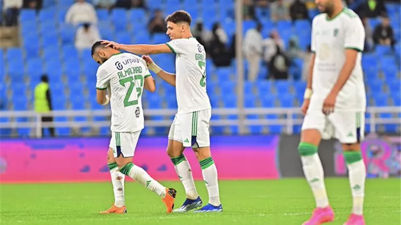 الحزم ضد الأهلي .. شاهد جابري فيجا يضيف الهدف الثاني لأهلي جدة